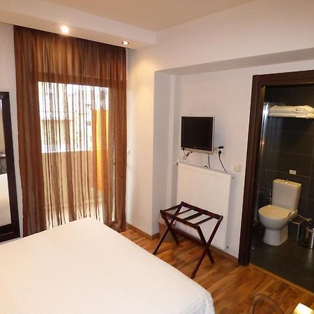 Athens Habitat Aparthotel Ngoại thất bức ảnh